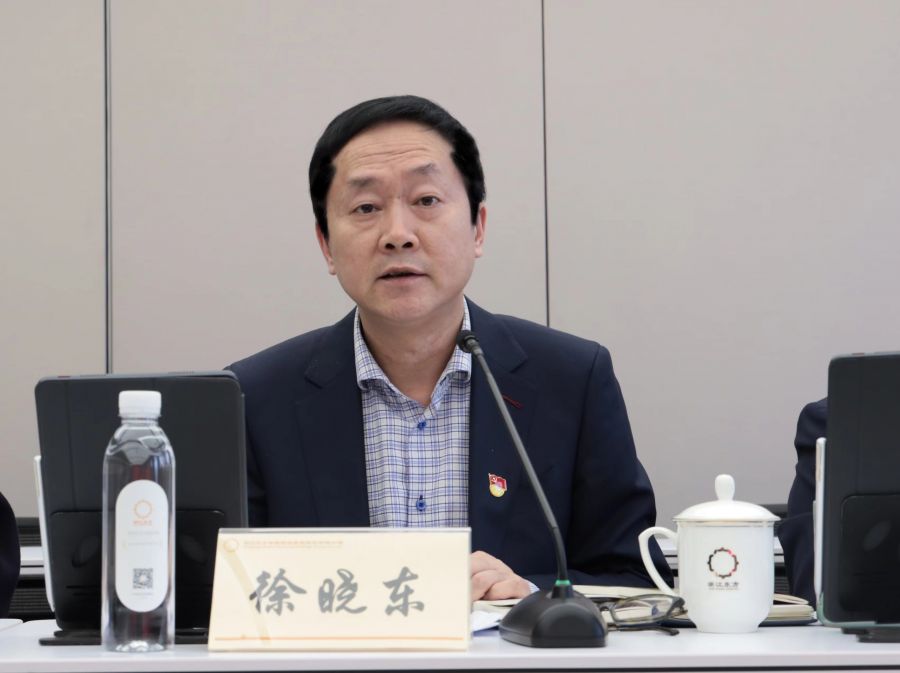 마스터 xu xiuhou.jpg